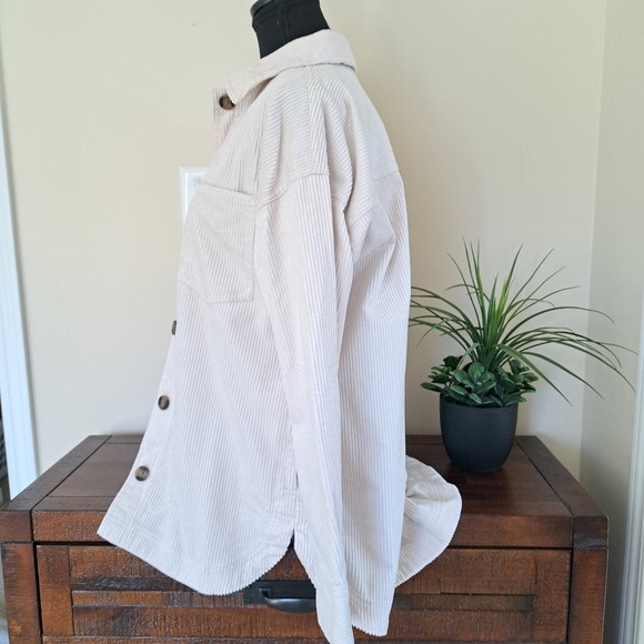 Matty M Corduroy Shirt Jacket Women's Small Cream Button Up Jacket NWT - Picture 13 of 16